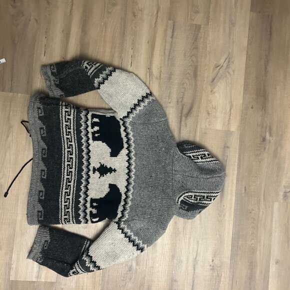 Ark Imports Bear Paw Sweater - Picture 2 of 6